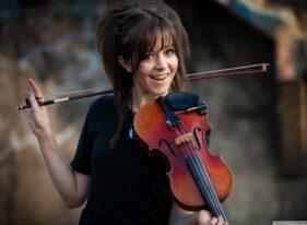 Female vocalist created great concert